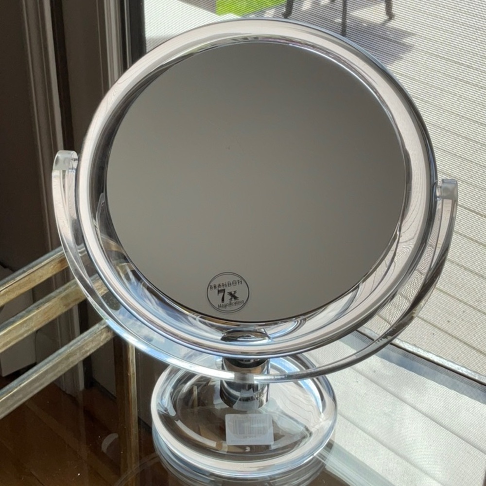 NEW-VANITY MIRROR- High Quality, 7x and Regular View.